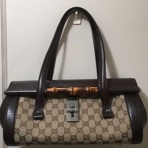⚜️EUC Gucci GG Monogram Bullet Bag